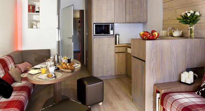 Les Crozats Apartments, Avoriaz ski chalet, image 3